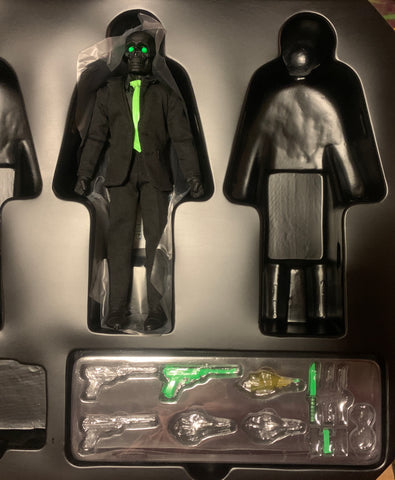 (Loose figure) Mezco One12 Death Broker