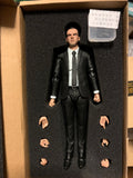 MP40 1/12 Scale Agent Smith figure